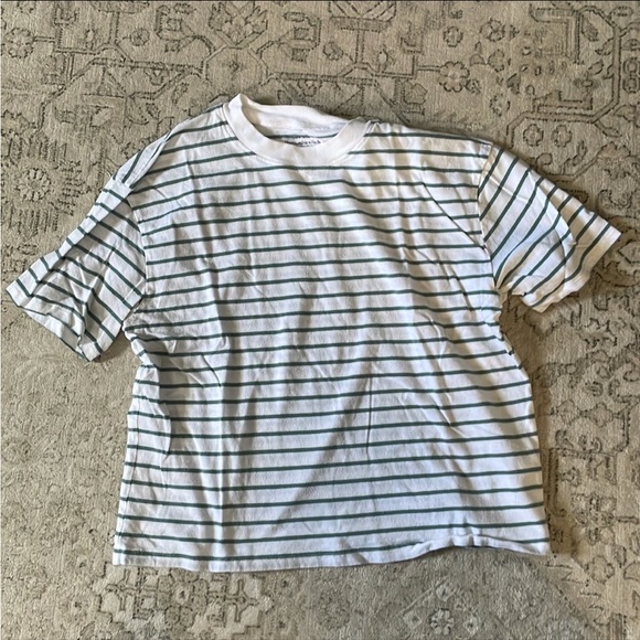 Abercrombie & Fitch cropped tee bundle - Picture 3 of 4